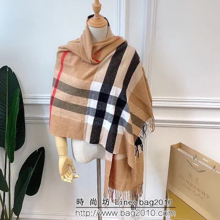BURBERRY巴寶莉 2018最新 經典格子水貂絨圍巾 雙面兩用 LLWJ6581